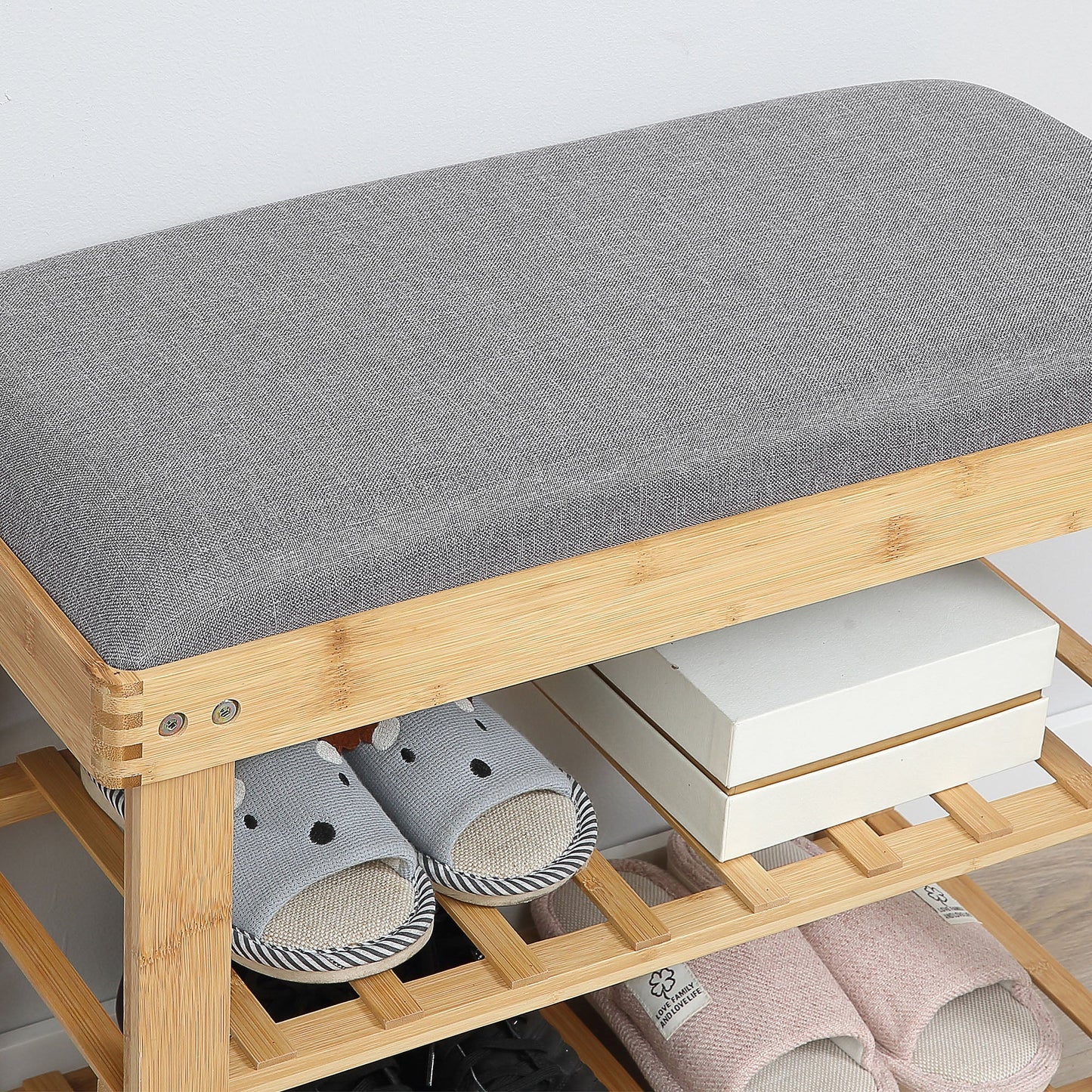 HOMCOM Shoe Storage Bench with Shoe Cabinet, 2 Shelves and Integrated Grey Cushion, made of Bamboo