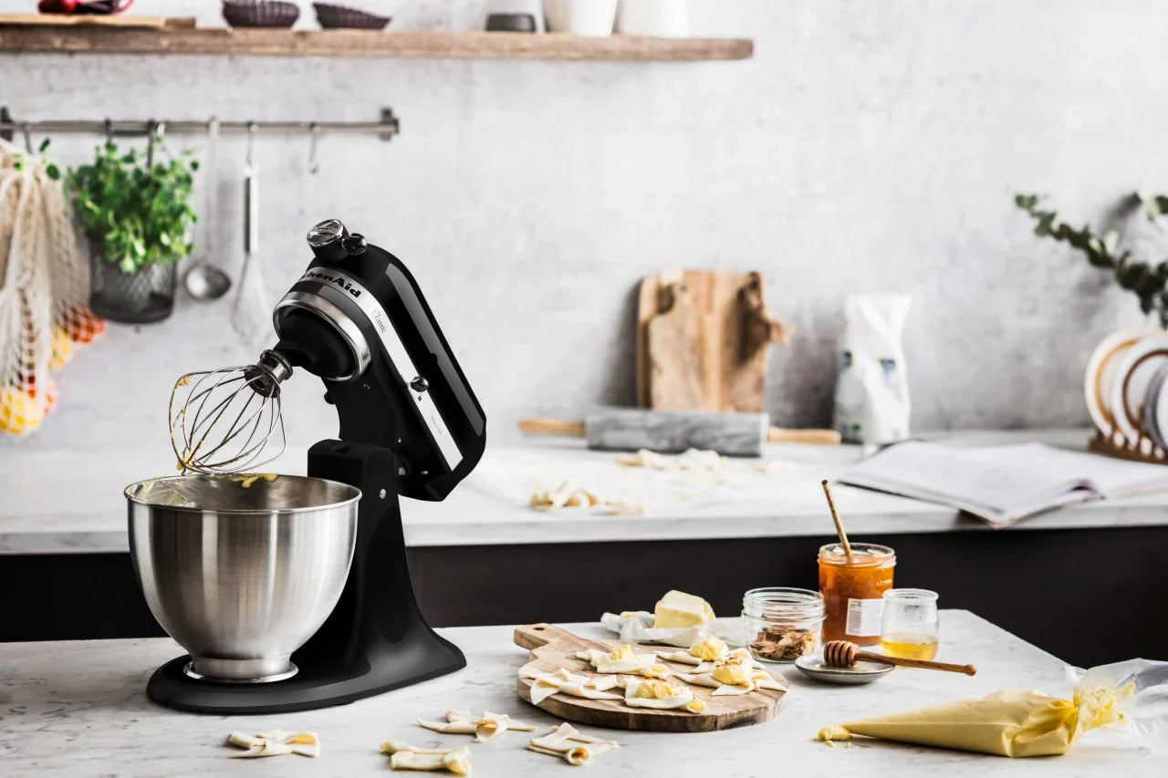 KitchenAid 4,3 L 5K45SS Classic Küchenmaschine Set 4 Fleischwolf+Spritzgebäckvorsatz+Schüssel+Spritzschutz