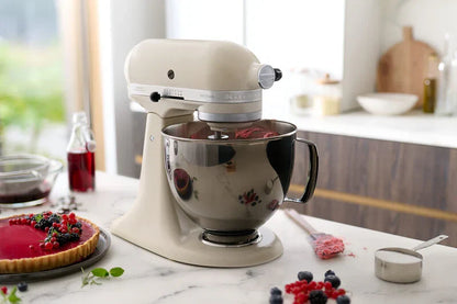 KitchenAid 4,8 L 5KSM175 Artisan Küchenmaschine Meatlover mit Ganzmetall-Fleischwolf und Spritzgebäckvorsatz